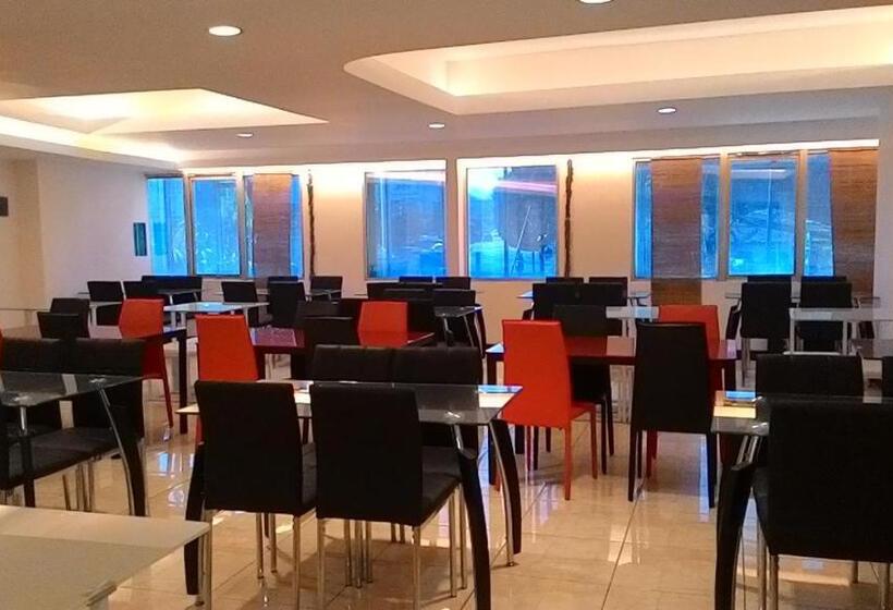 Hotell Setrasari Bandung