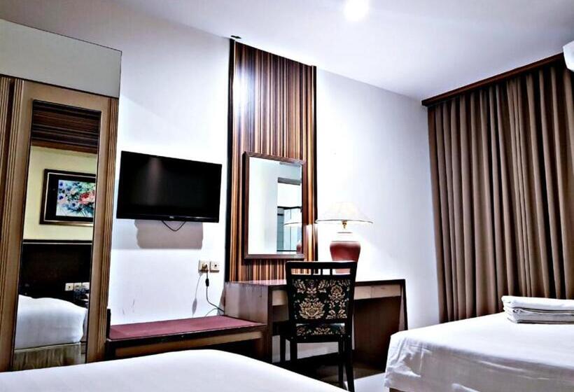 Hotell Setrasari Bandung