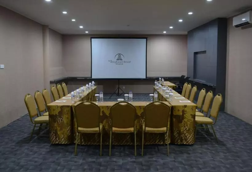Hotel The Singhasari Resort Batu