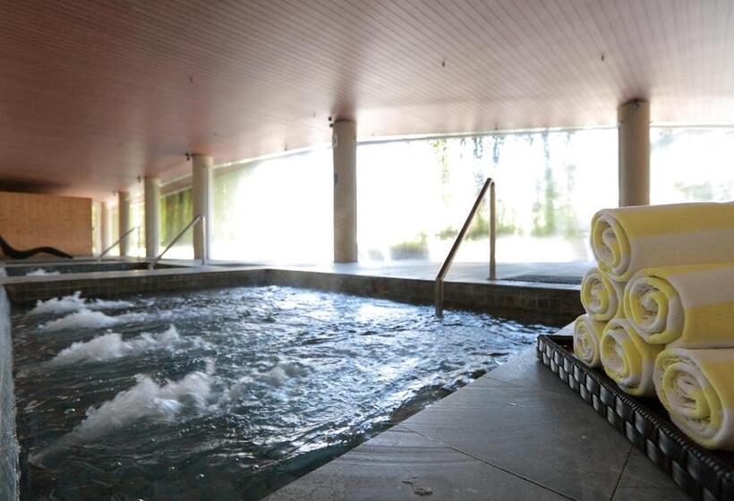 Hotel The Singhasari Resort Batu