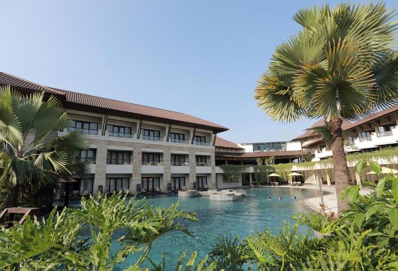 Hotel The Singhasari Resort Batu