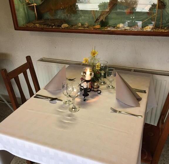 Kis Duna Motel & Camping