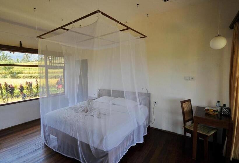 Lesong Hotel And Restaurant