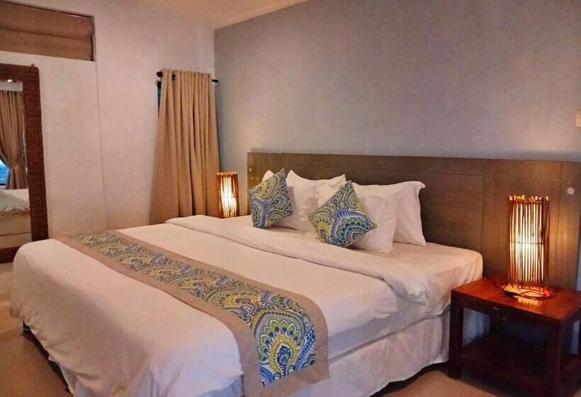 منتجع Scallywags Beach Club