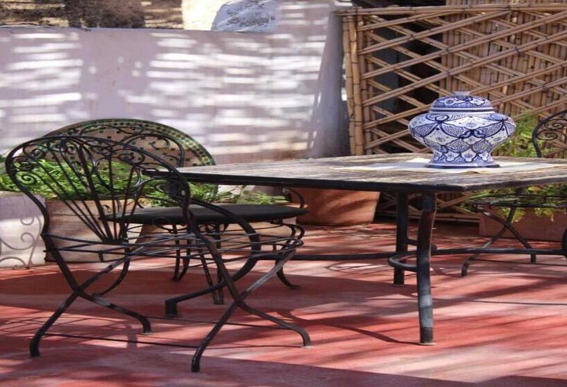 住宿加早餐  Hostel Rcif