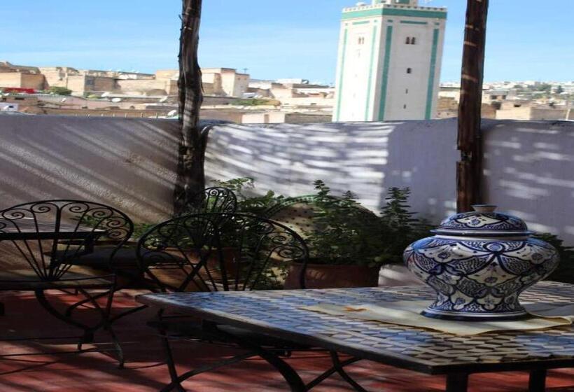 住宿加早餐  Hostel Rcif