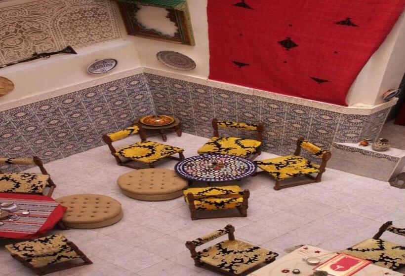 住宿加早餐  Hostel Rcif