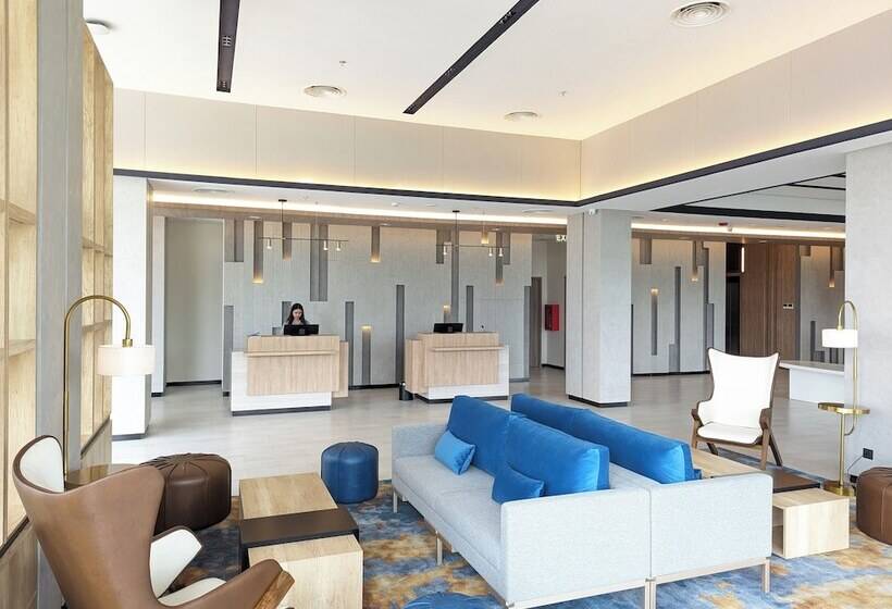 Hotel Fairfield By Marriott Jakarta Soekarno-hatta Airport