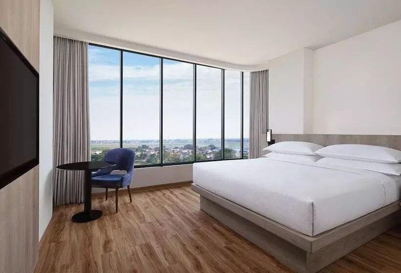 Hotelli Fairfield By Marriott Jakarta Soekarno-hatta Airport