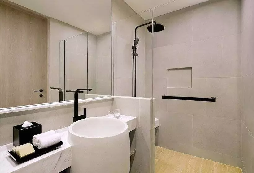 Hotelli Fairfield By Marriott Jakarta Soekarno-hatta Airport