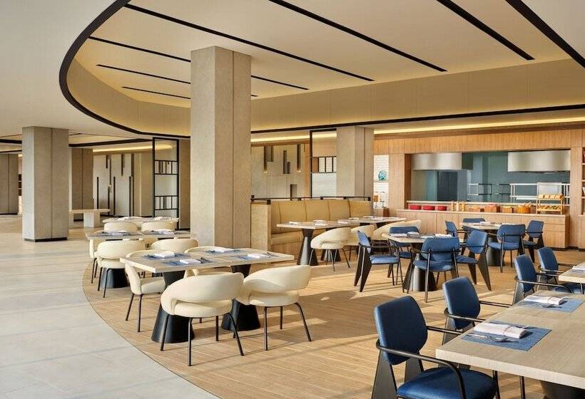 Hotel Fairfield By Marriott Jakarta Soekarno-hatta Airport