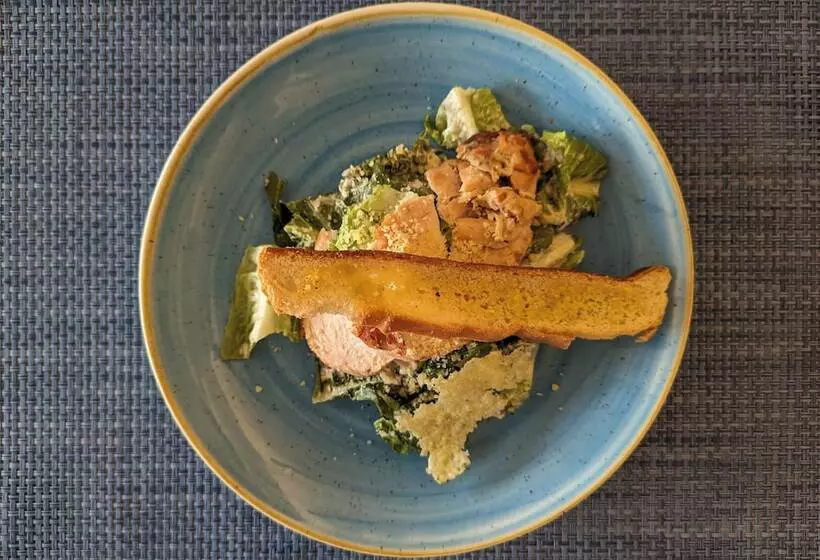 Hotelli Fairfield By Marriott Jakarta Soekarno-hatta Airport