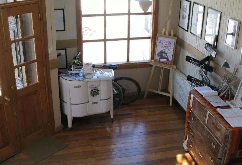 ユースホステル Yendegaia House