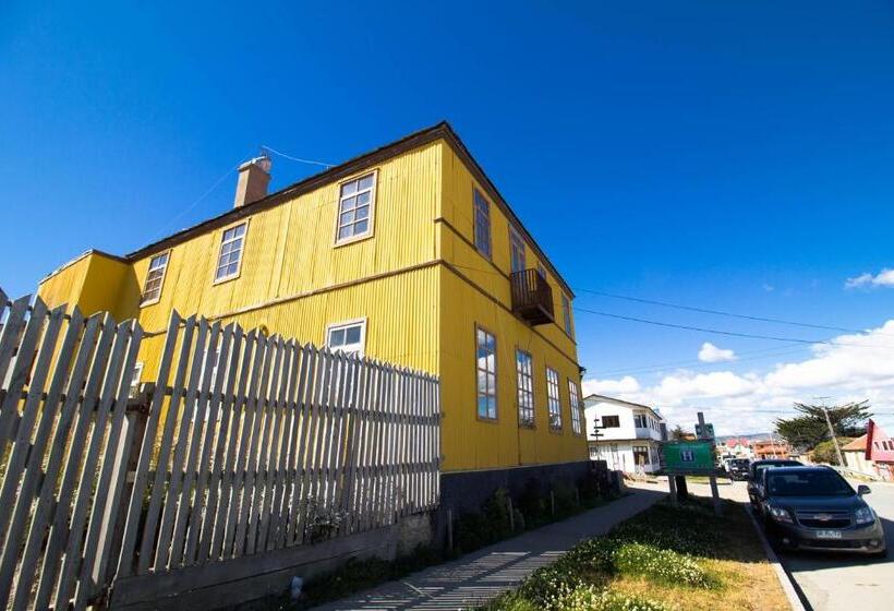 هاستل Yendegaia House