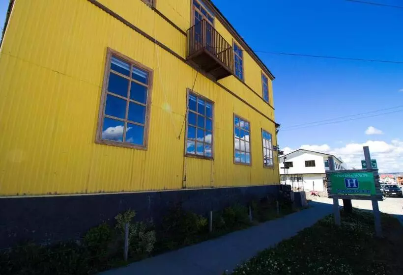 ユースホステル Yendegaia House