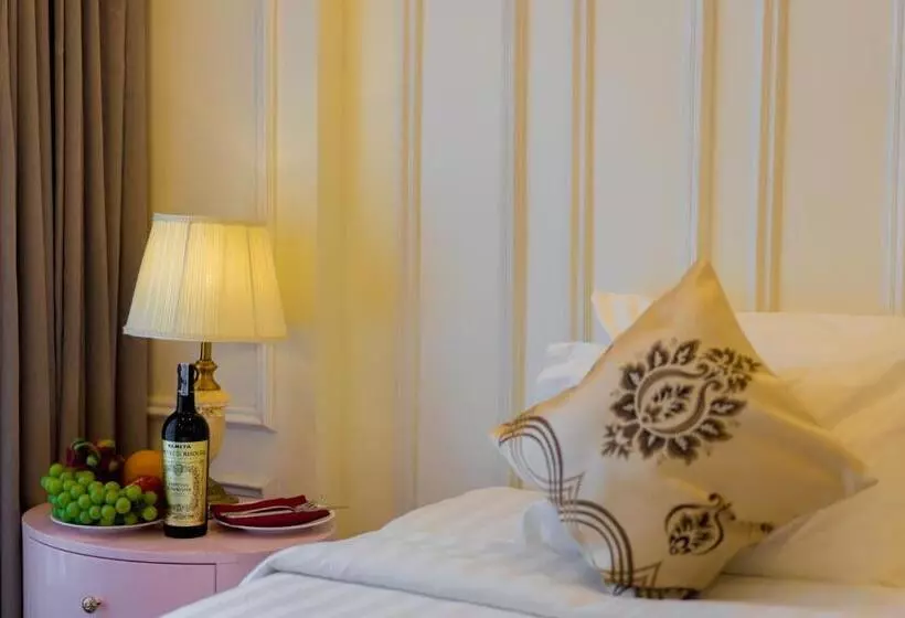 Le Haute Hotel Hai Phong