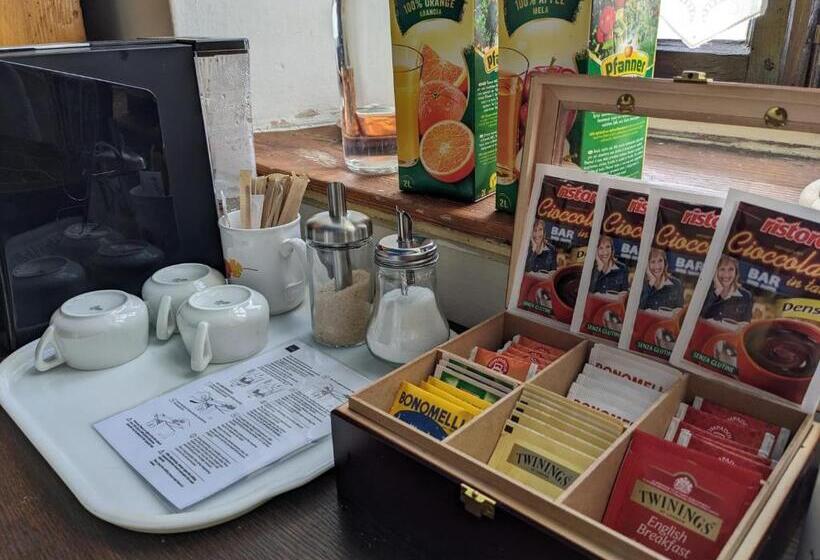 پانسیون Castel San Mauro