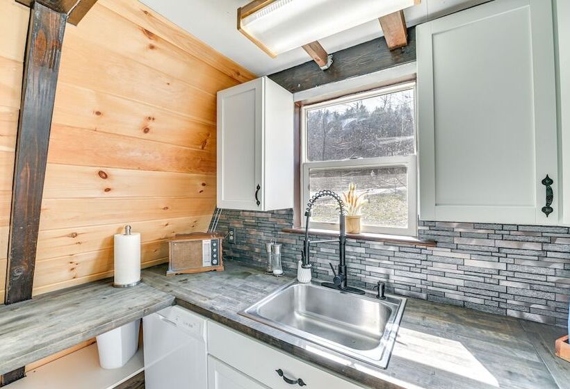 A Frame Catskills Cabin W/ Scenic Views + Hot Tub!