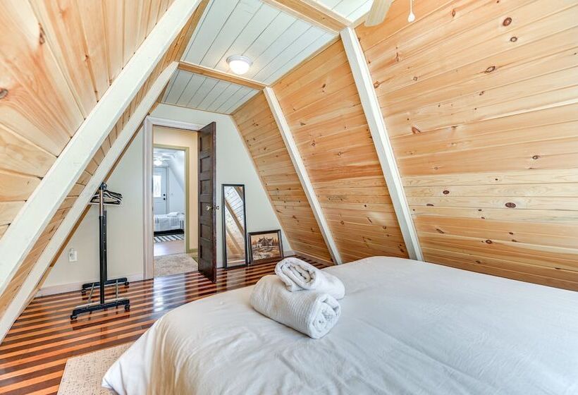 A Frame Catskills Cabin W/ Scenic Views + Hot Tub!