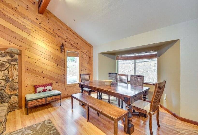 Arnold Cabin W/ Hot Tub & Community Lake Access!