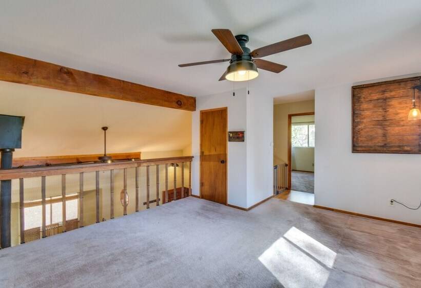 Arnold Cabin W/ Hot Tub & Community Lake Access!