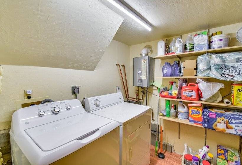 Arnold Cabin W/ Hot Tub & Community Lake Access!