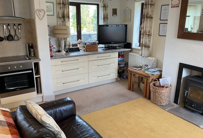 Beautiful 2 Bed Cottage In Grewelthorpe , Masham