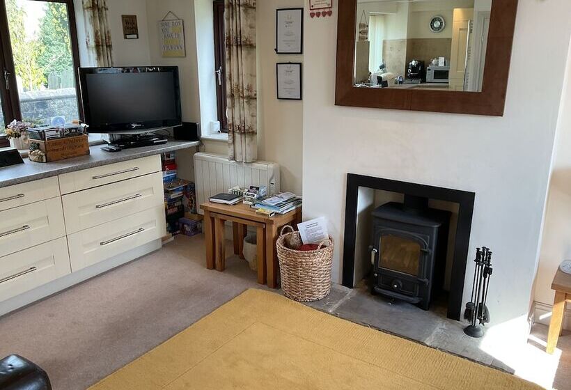 Beautiful 2 Bed Cottage In Grewelthorpe , Masham