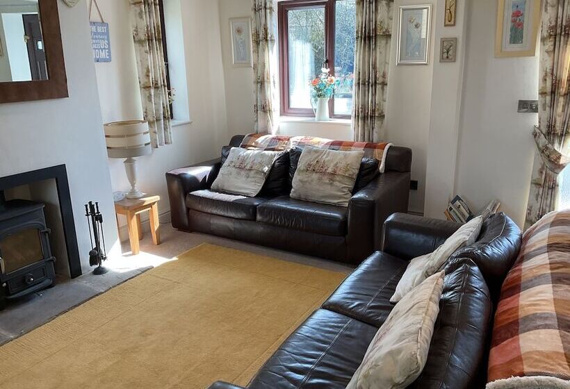 Beautiful 2 Bed Cottage In Grewelthorpe , Masham