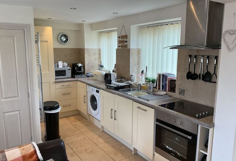 Beautiful 2 Bed Cottage In Grewelthorpe , Masham