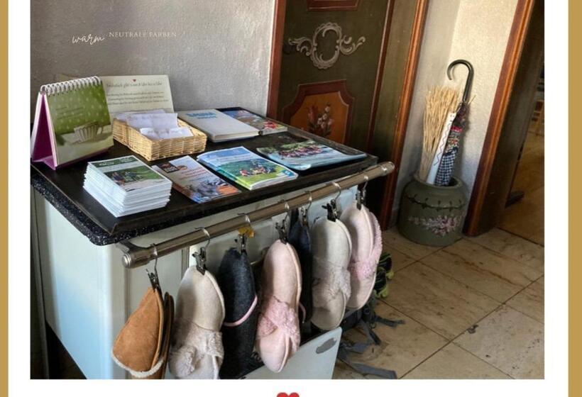 住宿加早餐  Berghupferl   Do Legst Di Nieda