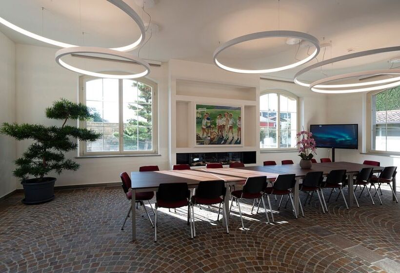 Bed and Breakfast Il Codirosso – Il Castello Che Non C’era