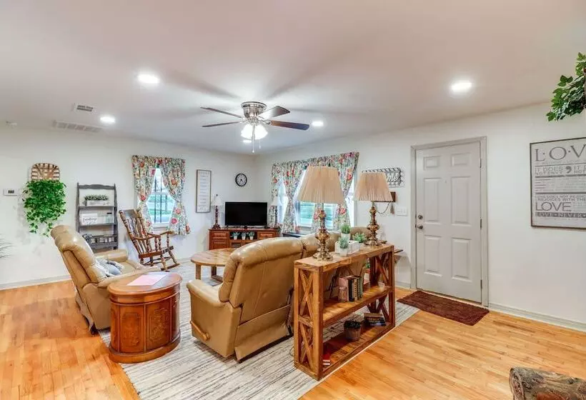 Historic Greers Ferry Home < 2 Mi To Shiloh Marina