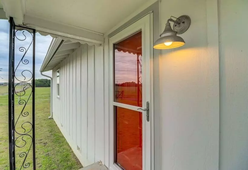 Historic Greers Ferry Home < 2 Mi To Shiloh Marina