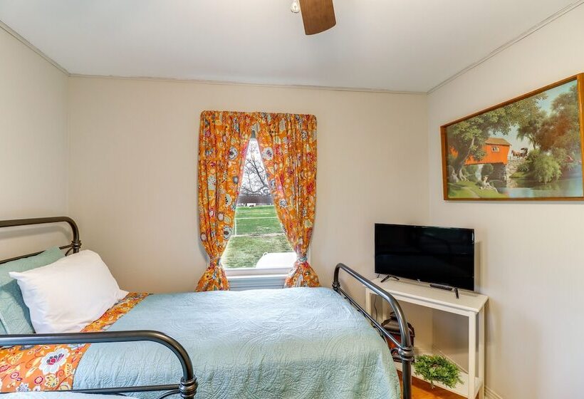 Historic Greers Ferry Home < 2 Mi To Shiloh Marina