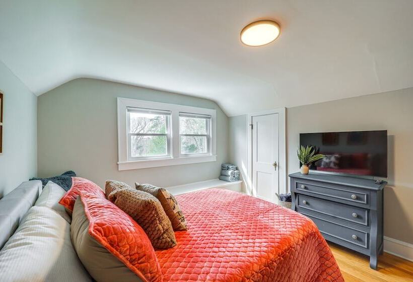 Historic Morganton Home W/ Patio & Fire Pit!