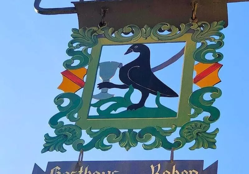 Hostelli Gasthaus Zum Raben