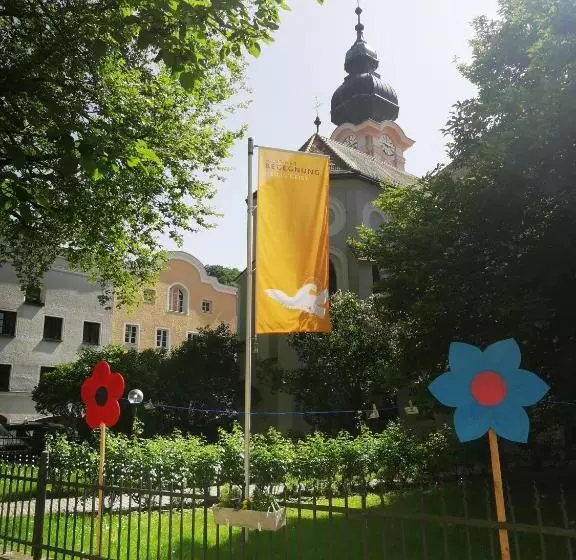 Hotelli Haus Der Begegnung Heilig Geist