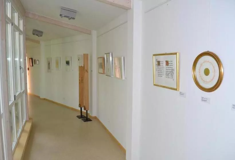 Hotelli Haus Der Begegnung Heilig Geist