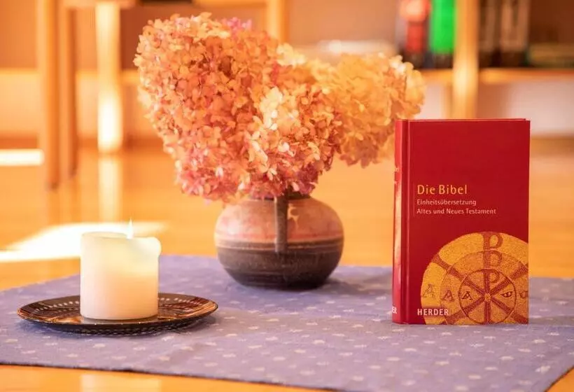 Hotelli Haus Der Begegnung Heilig Geist