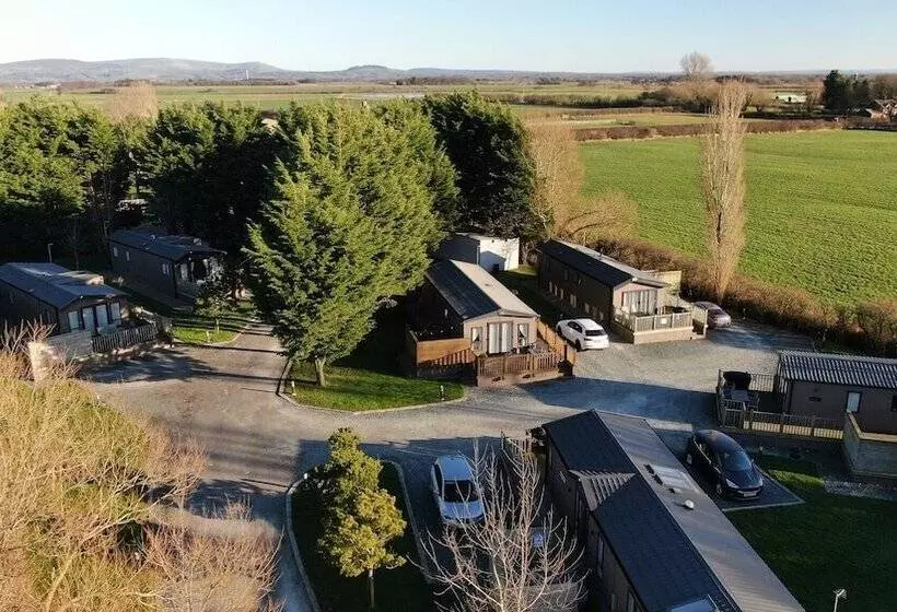 Hotelli Immaculate 3 Bed Lodge In Out Rawcliffe