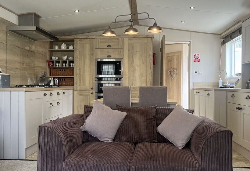 Hotel Immaculate 3 Bed Lodge In Out Rawcliffe