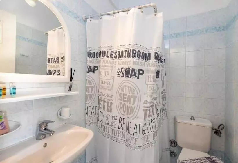 ホテル Rita Rooms