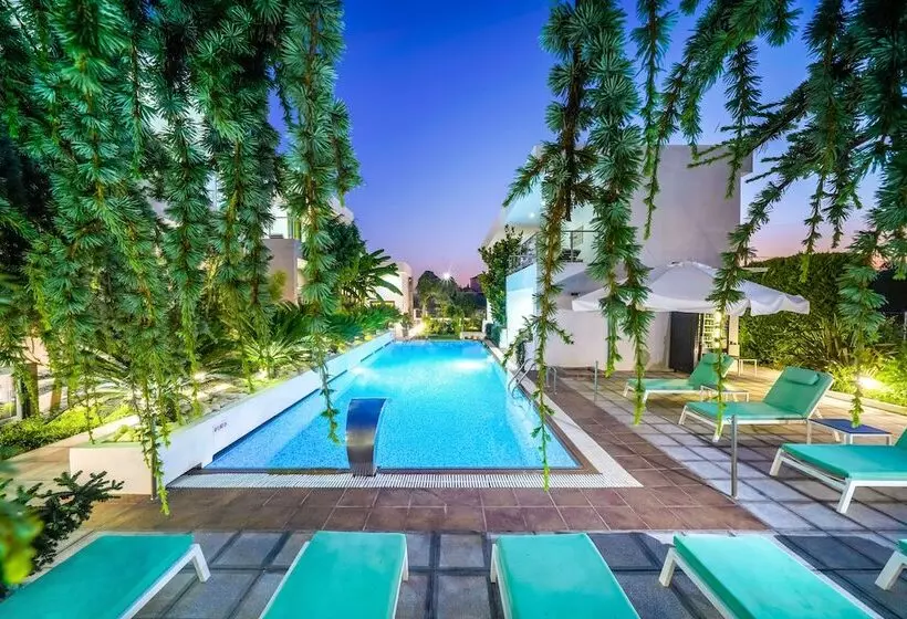 Hotelli Village Esperia