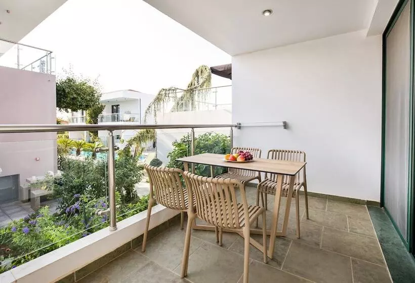 Hotelli Village Esperia