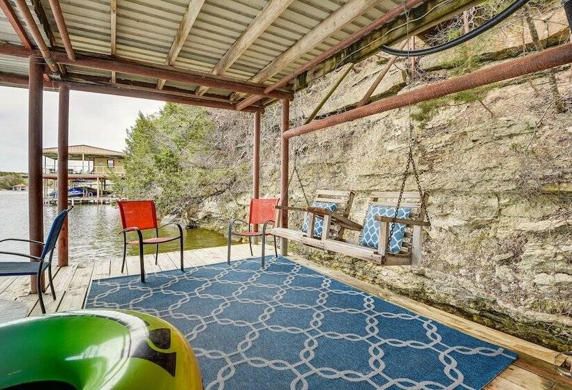 Newly Remodeled Lakefront Granbury Escape W/ Dock!