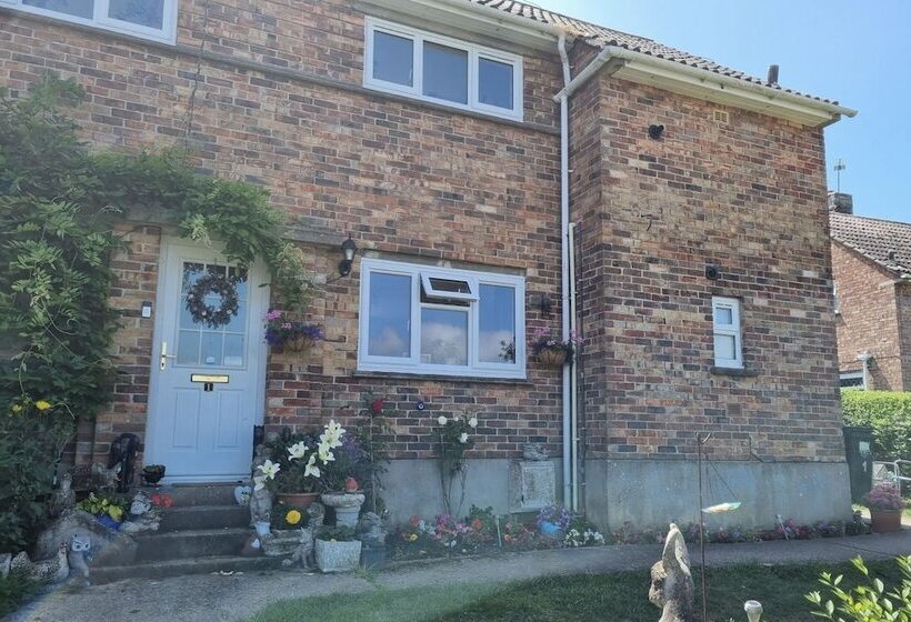 Glamping Cabin   Great For Hikers   Breakfast Inc!