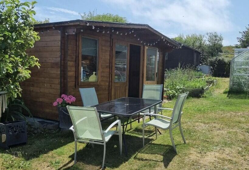 Glamping Cabin   Great For Hikers   Breakfast Inc!