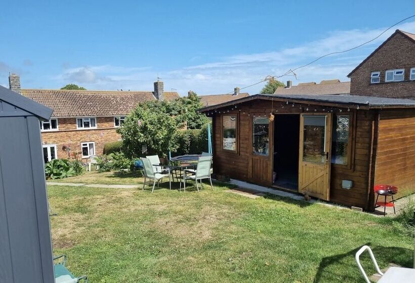 Glamping Cabin   Great For Hikers   Breakfast Inc!