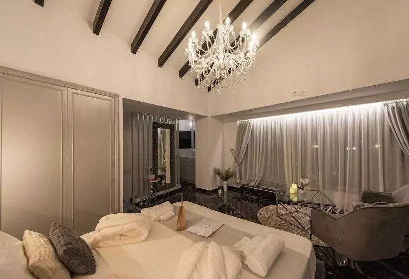 Mare Suites
